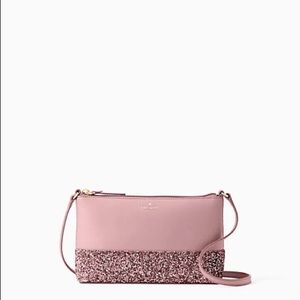 ⭐️NWT⭐️ Kate Spade greta court glitter ramey crossbody